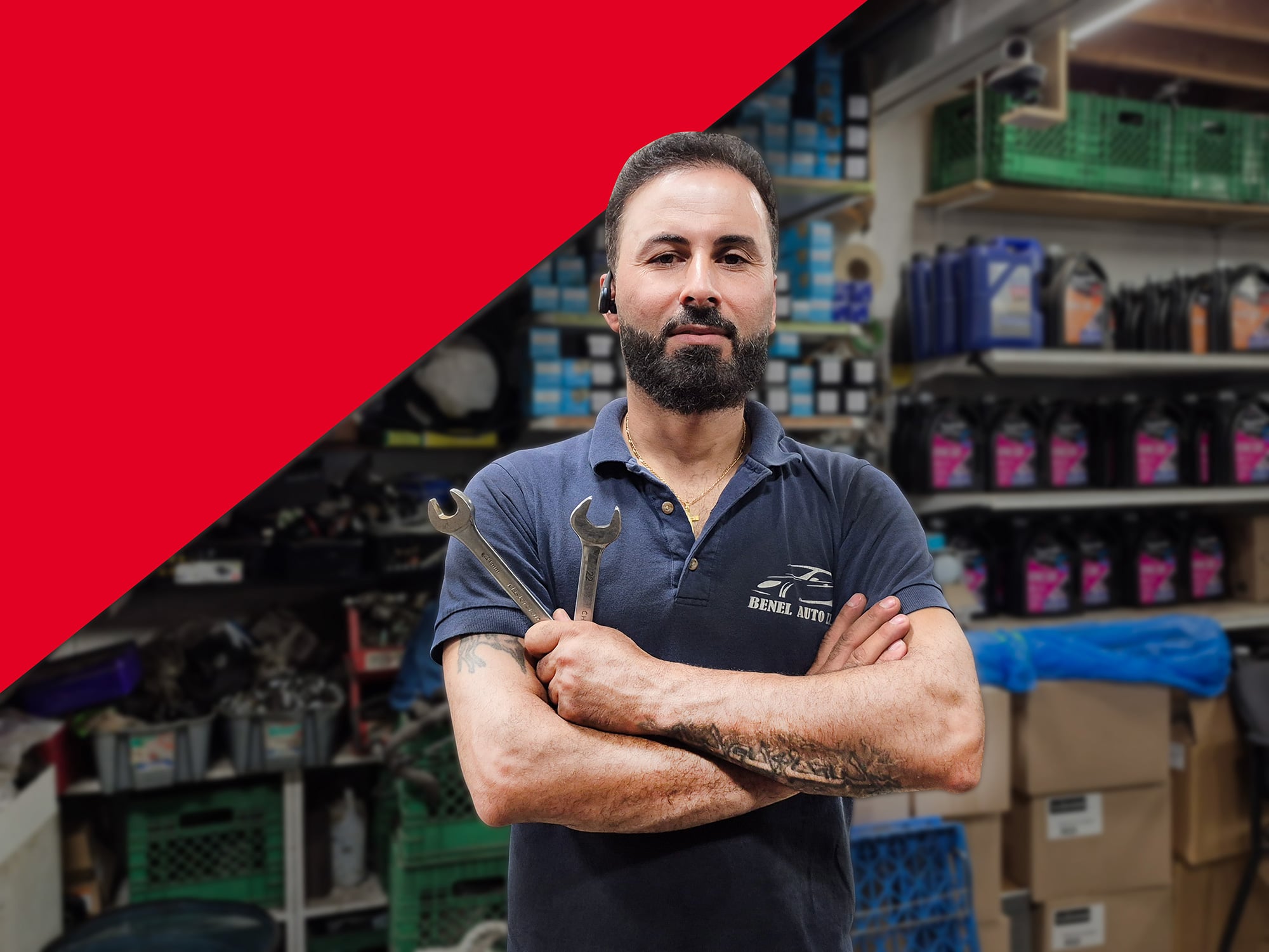 Mechanic workshop team photo